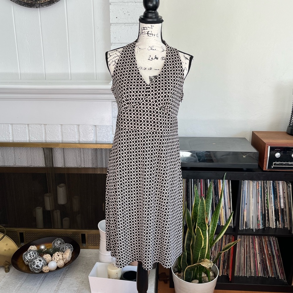 3 for $25 SALE 🌻 - Ann Taylor Sleeveless Dress - Size 10P